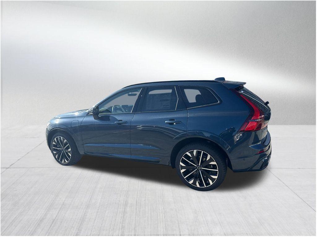 new 2026 Volvo XC60 Plug-In Hybrid car, priced at $72,235