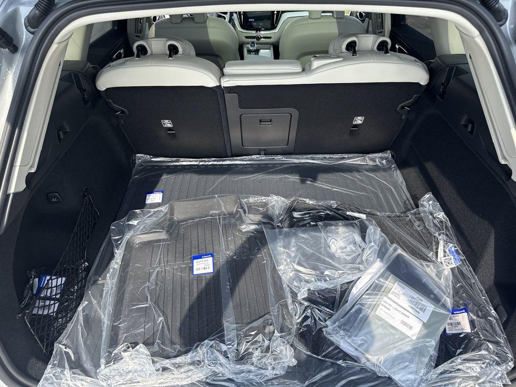 new 2026 Volvo XC60 Plug-In Hybrid car, priced at $72,235