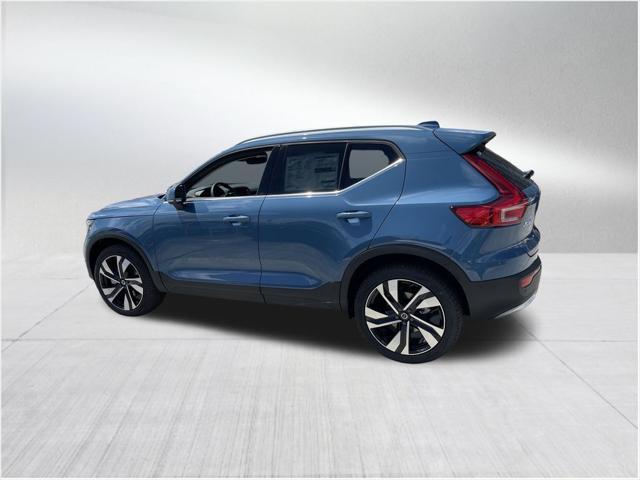 new 2025 Volvo XC40 car, priced at $47,390