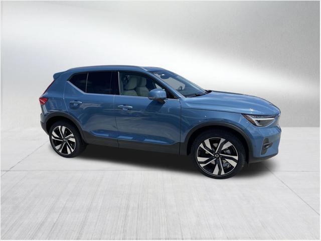 new 2025 Volvo XC40 car, priced at $47,390