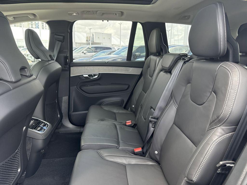 new 2025 Volvo XC90 car, priced at $72,055