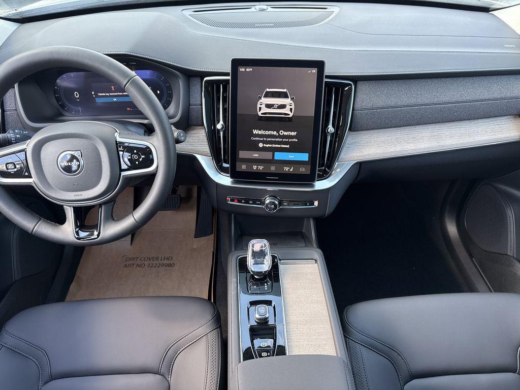 new 2025 Volvo XC90 car, priced at $64,445