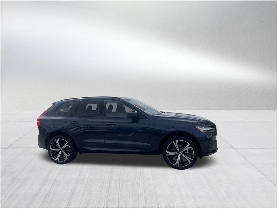 new 2025 Volvo XC60 car, priced at $57,695