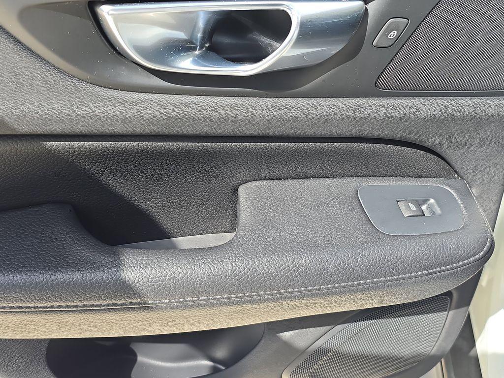 used 2022 Volvo V60 Cross Country car, priced at $32,990