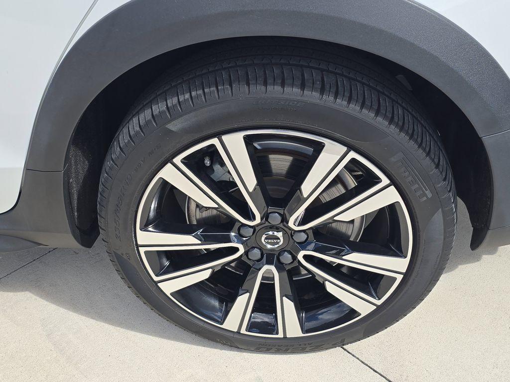 used 2022 Volvo V60 Cross Country car, priced at $32,990