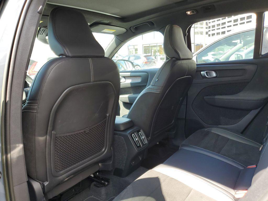 used 2022 Volvo XC40 car, priced at $31,990