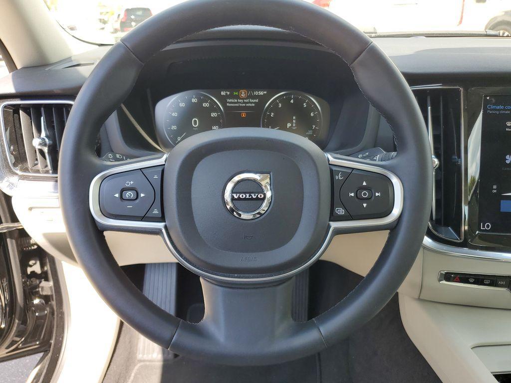 used 2022 Volvo S60 car, priced at $28,990
