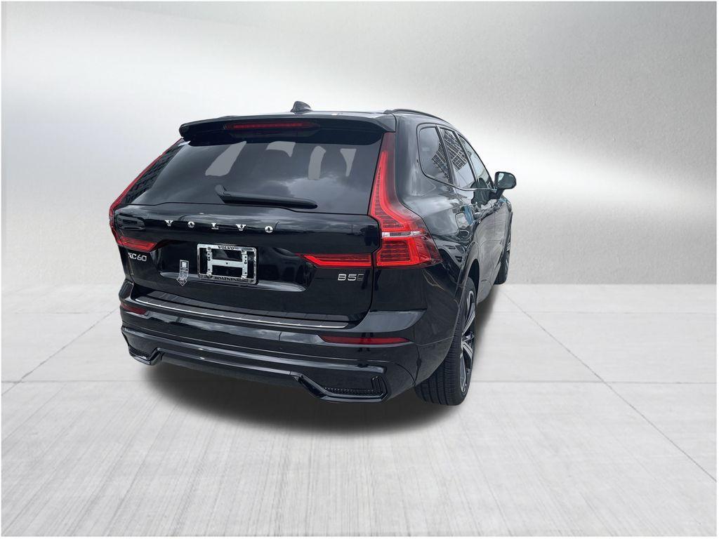 new 2025 Volvo XC60 car, priced at $58,635