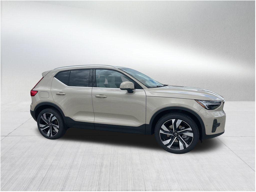 new 2025 Volvo XC40 car, priced at $48,540