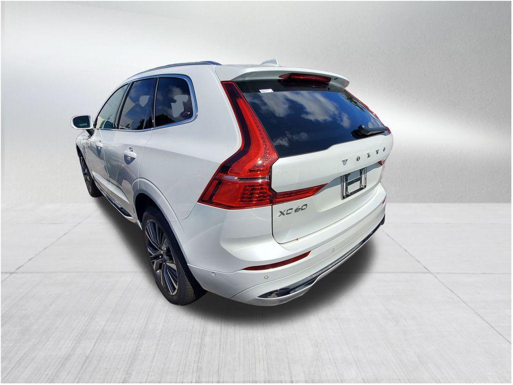 used 2022 Volvo XC60 Recharge Plug-In Hybrid car, priced at $38,490