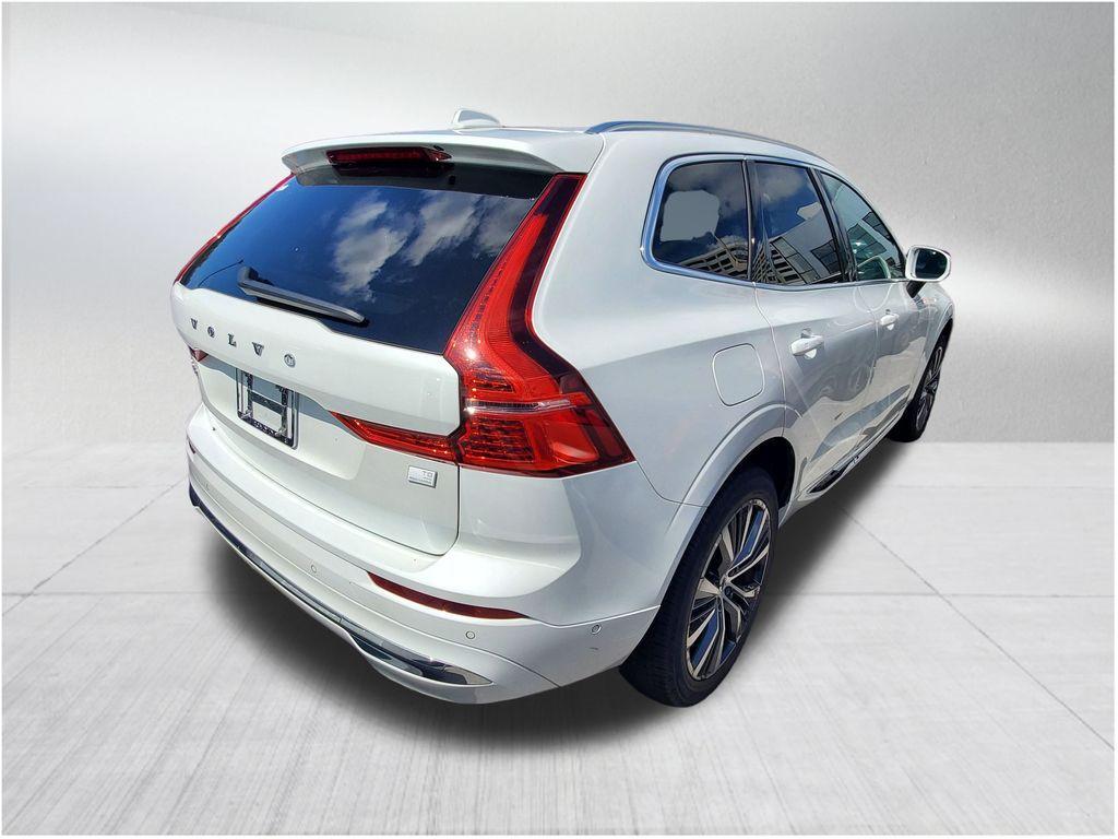 used 2022 Volvo XC60 Recharge Plug-In Hybrid car, priced at $38,490
