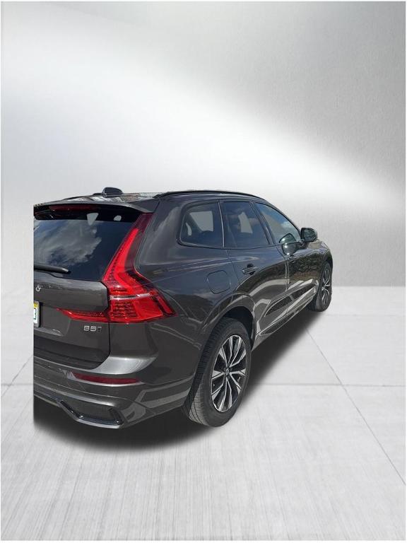 used 2024 Volvo XC60 car, priced at $32,490