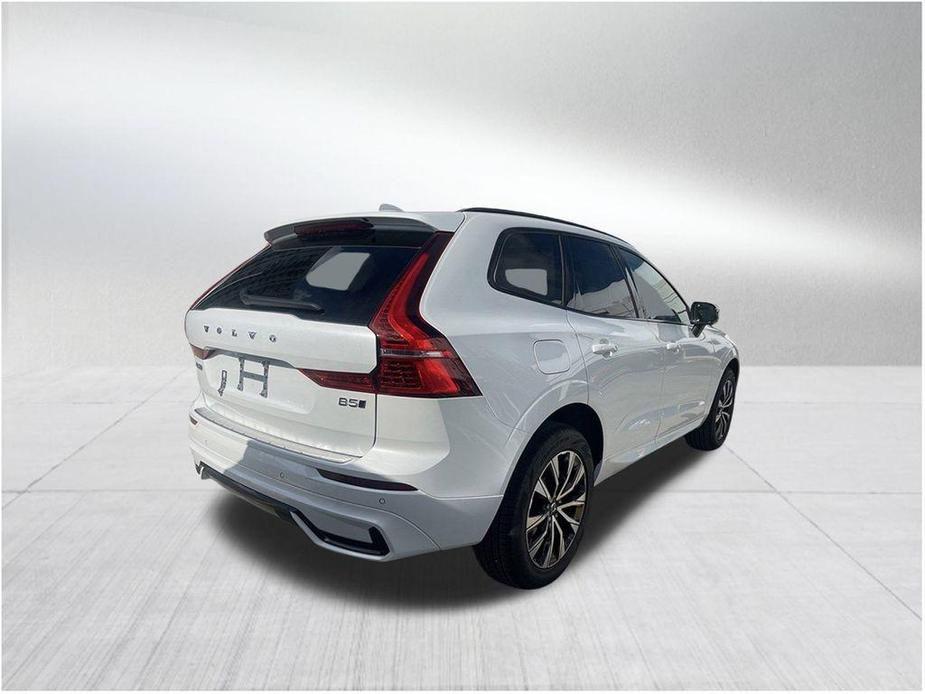 new 2024 Volvo XC60 car, priced at $41,490