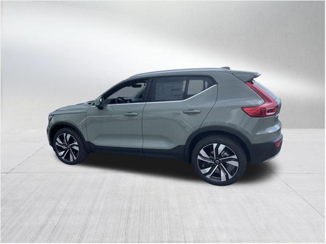 new 2025 Volvo XC40 car, priced at $48,990