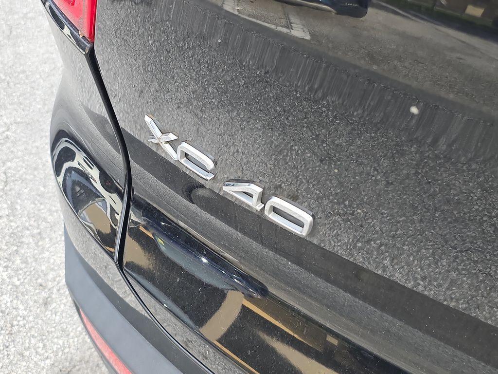 used 2019 Volvo XC40 car, priced at $19,990