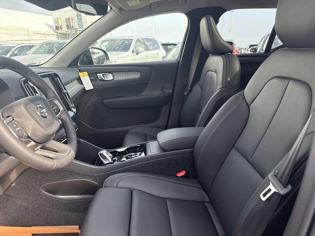 new 2026 Volvo XC40 car, priced at $45,350