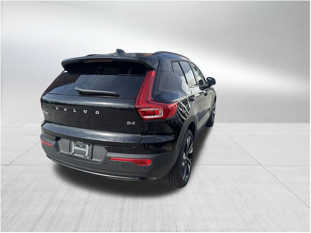 new 2026 Volvo XC40 car, priced at $45,350