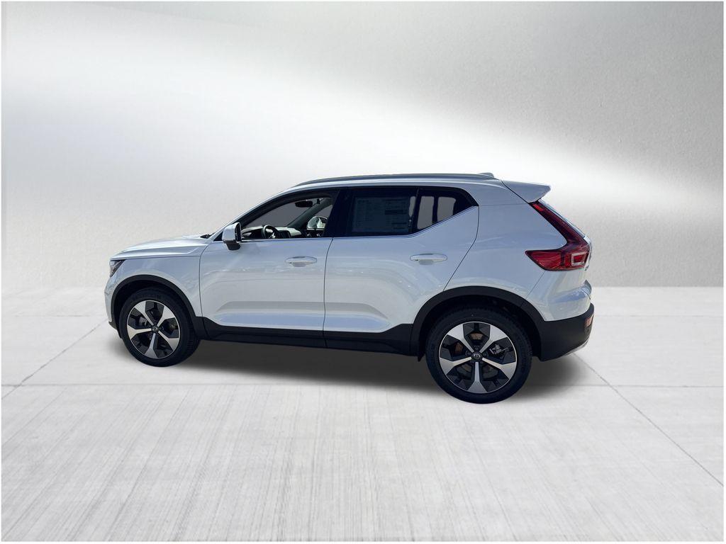 new 2025 Volvo XC40 car, priced at $43,965