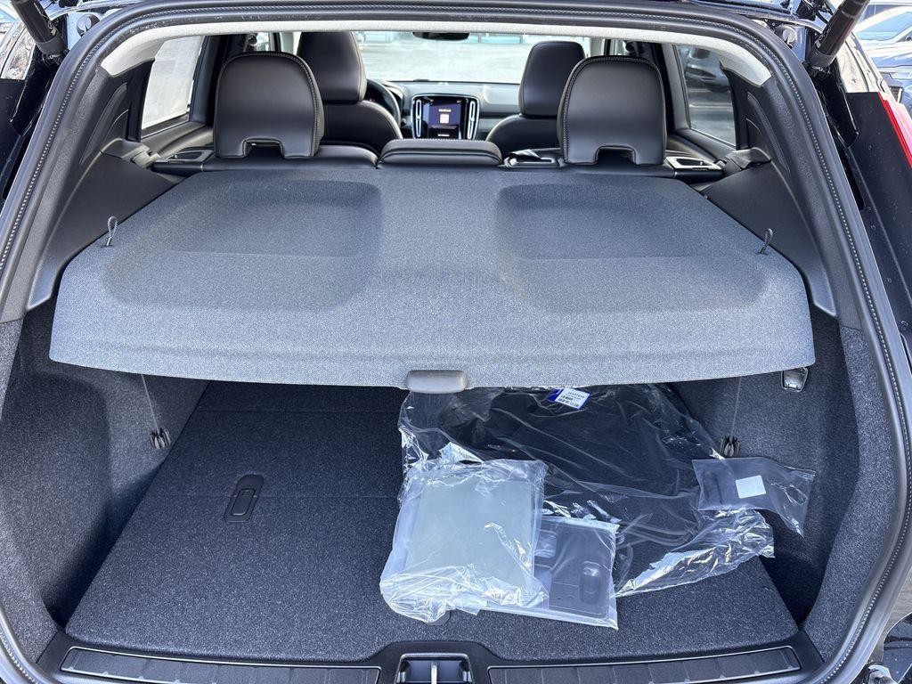 new 2026 Volvo XC40 car, priced at $44,645