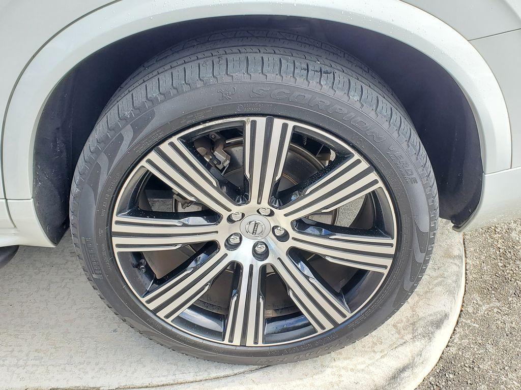 used 2022 Volvo XC90 Recharge Plug-In Hybrid car, priced at $37,990