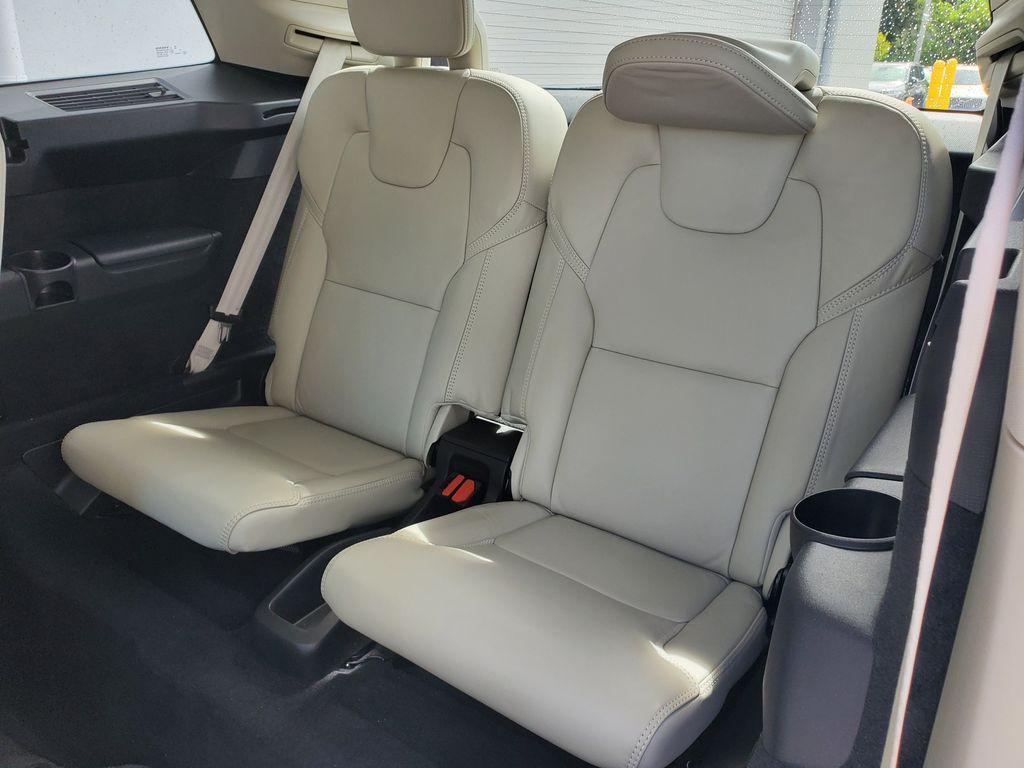 used 2022 Volvo XC90 Recharge Plug-In Hybrid car, priced at $37,990