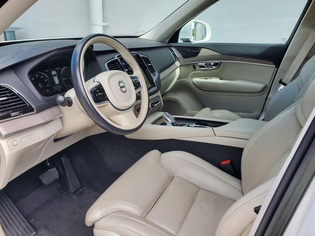 used 2022 Volvo XC90 Recharge Plug-In Hybrid car, priced at $37,990