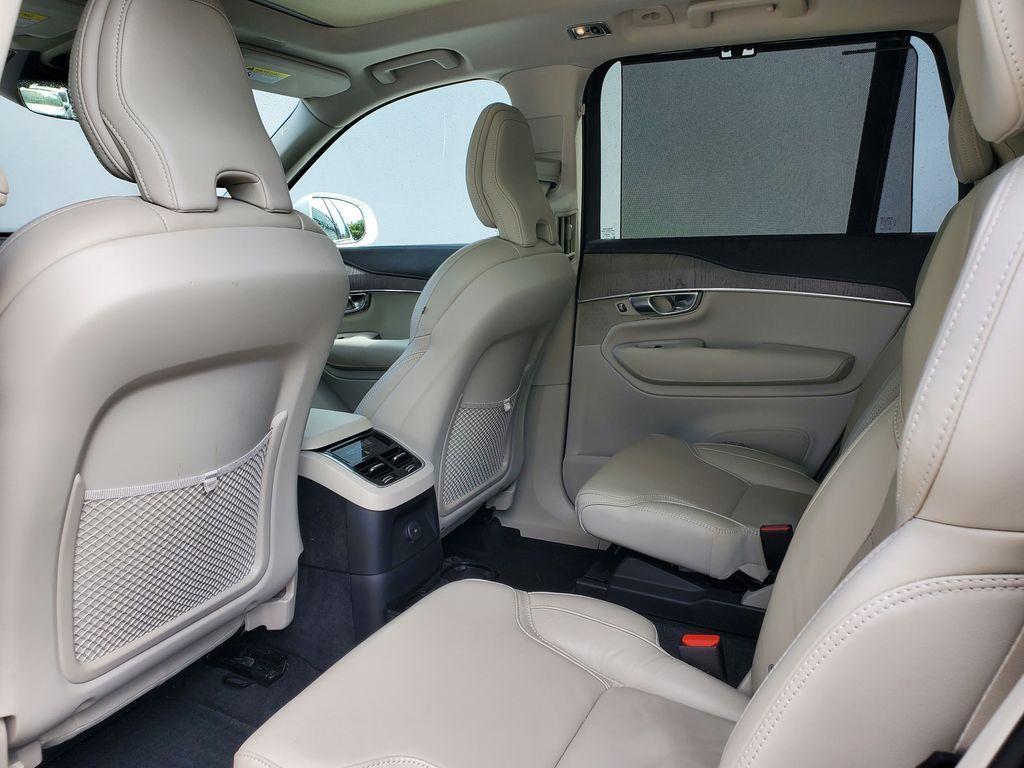 used 2022 Volvo XC90 Recharge Plug-In Hybrid car, priced at $37,990