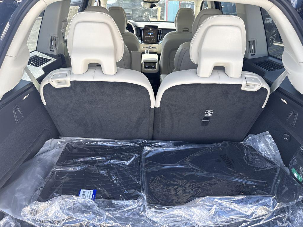 new 2026 Volvo XC90 car, priced at $69,375