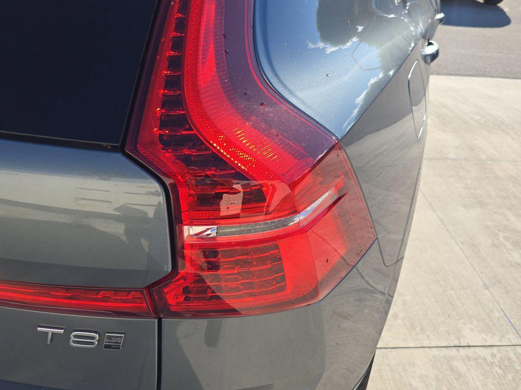 used 2019 Volvo XC60 Recharge Plug-In Hybrid car, priced at $24,490