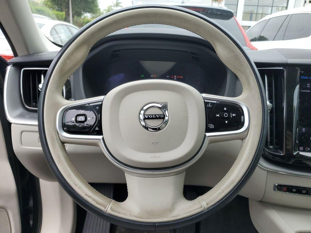 used 2023 Volvo XC60 car, priced at $31,490