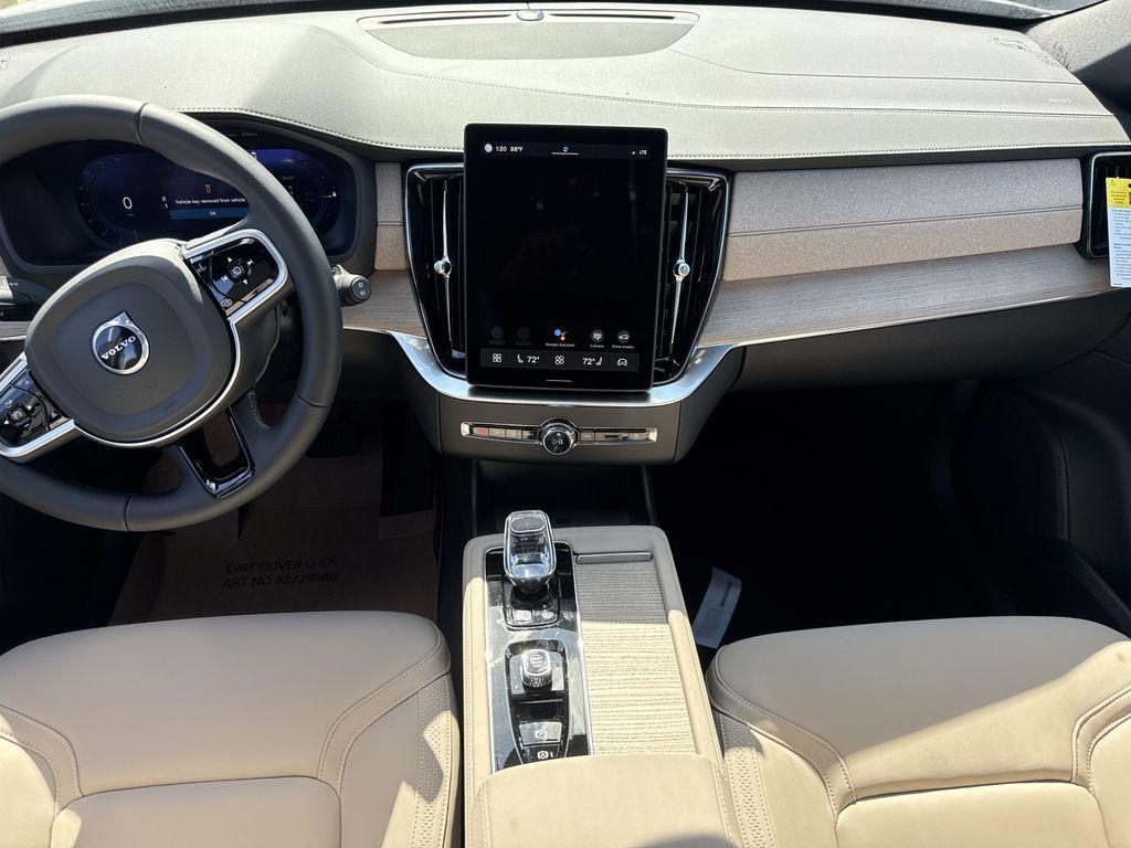 new 2025 Volvo XC90 Plug-In Hybrid car, priced at $73,295