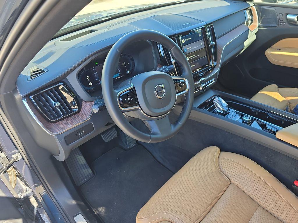 used 2024 Volvo XC60 car, priced at $39,490