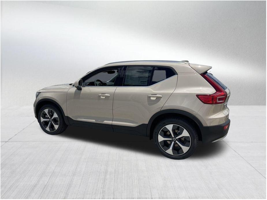 new 2025 Volvo XC40 car, priced at $46,095