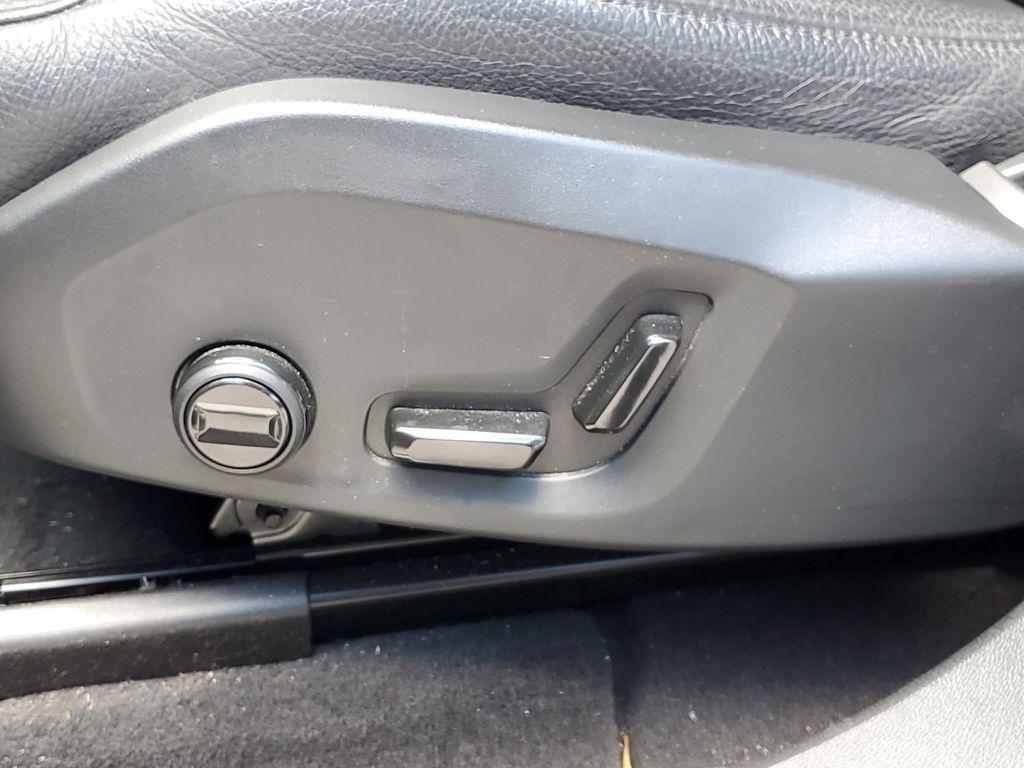 used 2024 Volvo XC60 Recharge Plug-In Hybrid car, priced at $43,990