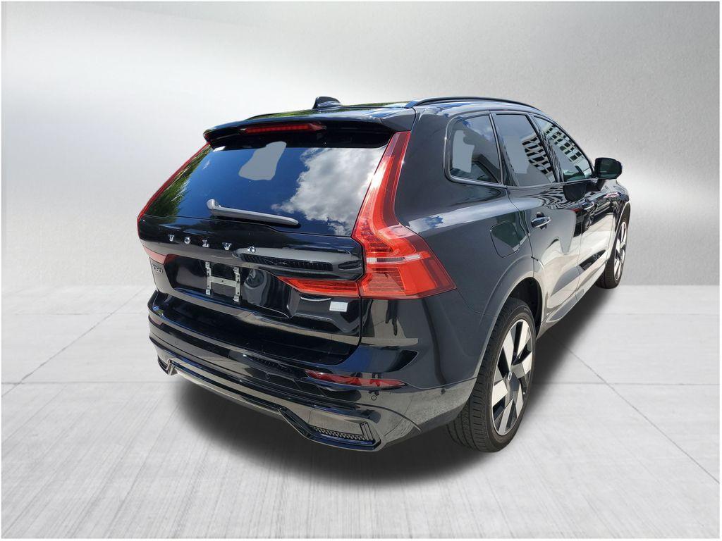 used 2024 Volvo XC60 Recharge Plug-In Hybrid car, priced at $43,990