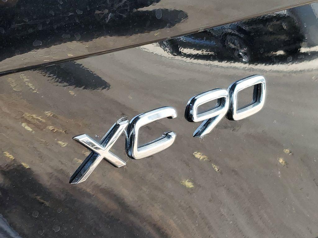used 2021 Volvo XC90 car, priced at $29,990