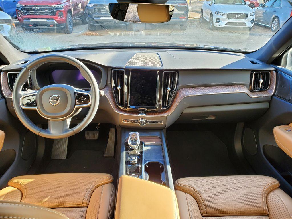 used 2022 Volvo XC60 car, priced at $34,990