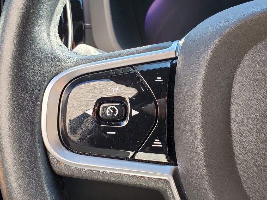 used 2022 Volvo XC60 car, priced at $34,990