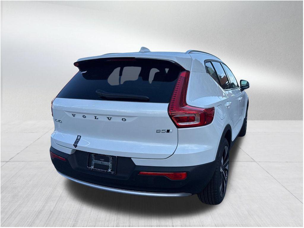 new 2025 Volvo XC40 car, priced at $51,445