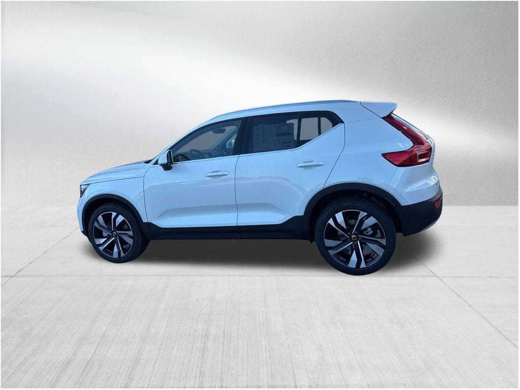 new 2025 Volvo XC40 car, priced at $51,445