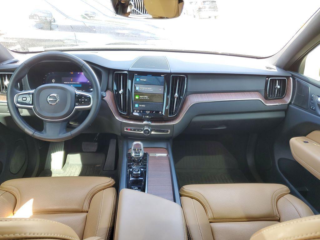used 2023 Volvo XC60 car, priced at $41,990