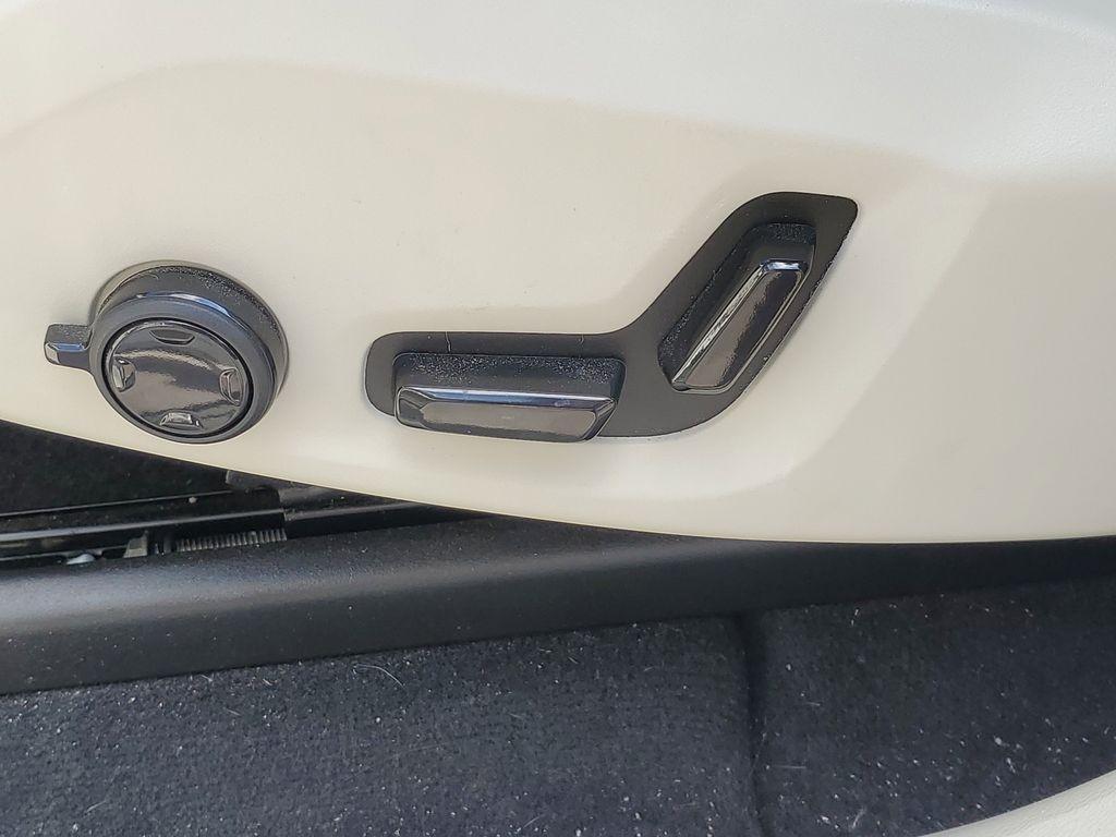 used 2022 Volvo XC60 car, priced at $33,990