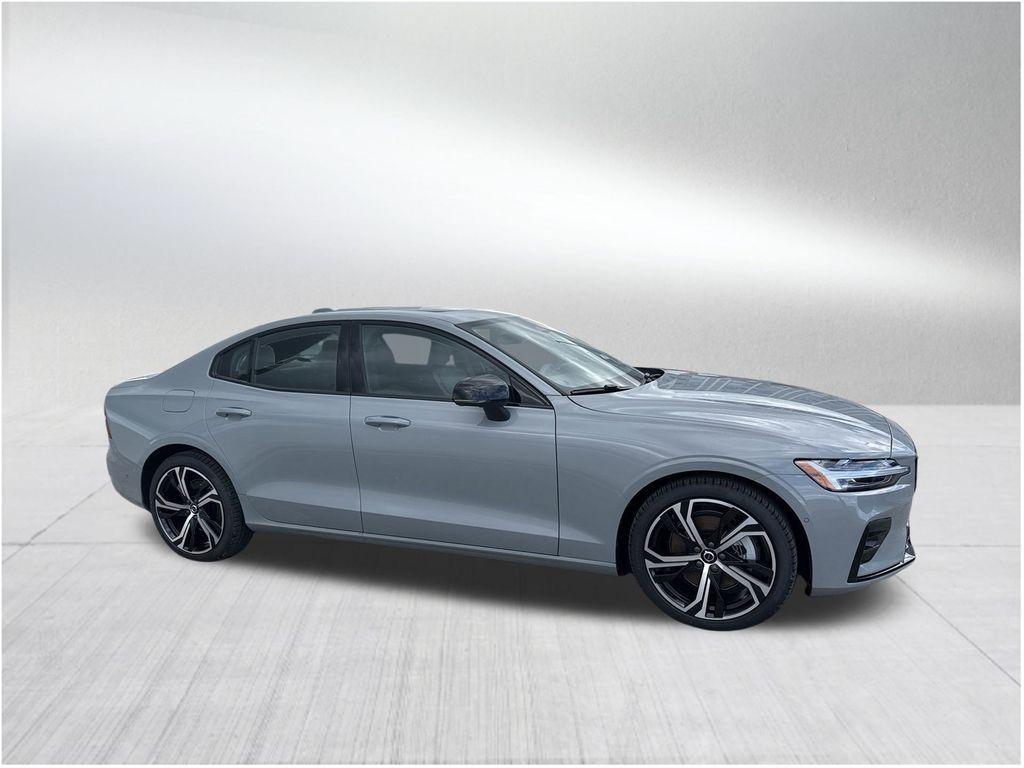 new 2025 Volvo S60 car, priced at $47,015