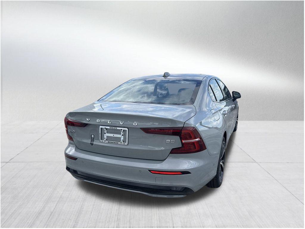 new 2025 Volvo S60 car, priced at $47,015