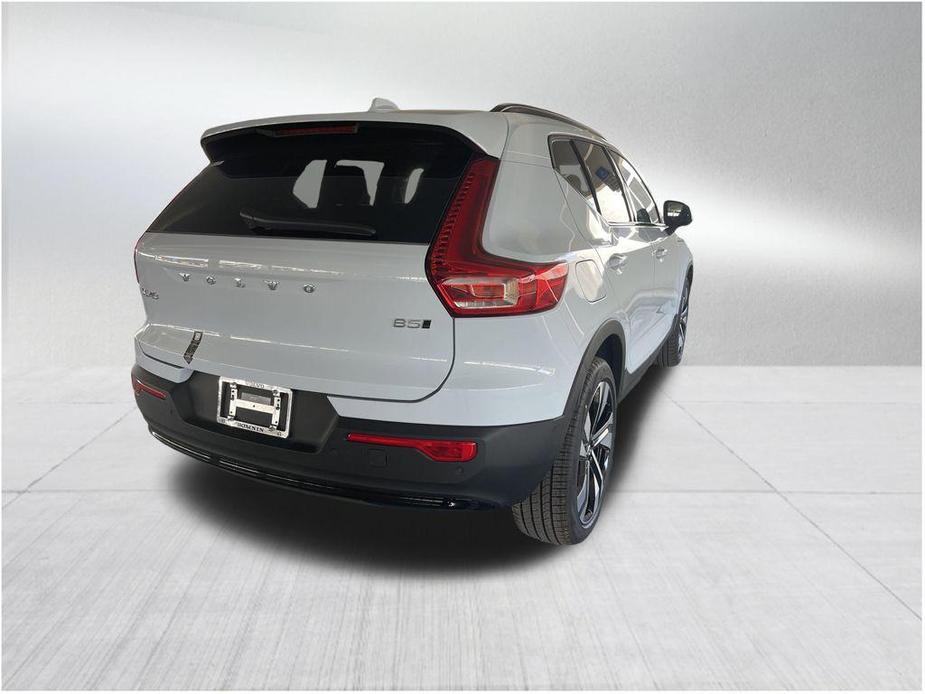 new 2024 Volvo XC40 car, priced at $46,120