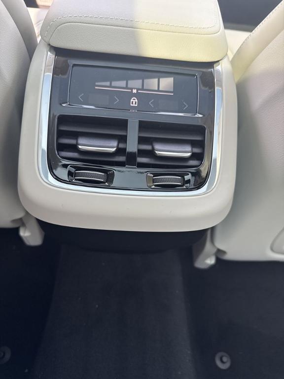 new 2026 Volvo XC60 car, priced at $59,420