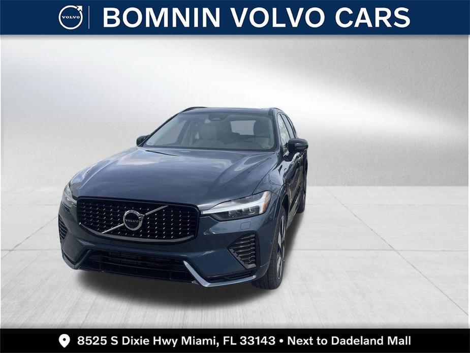 new 2025 Volvo XC60 Plug-In Hybrid car, priced at $66,235