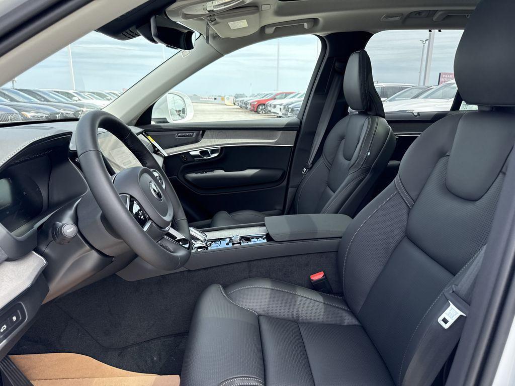 new 2025 Volvo XC90 Plug-In Hybrid car, priced at $81,405