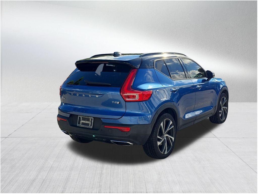 used 2020 Volvo XC40 car, priced at $23,490