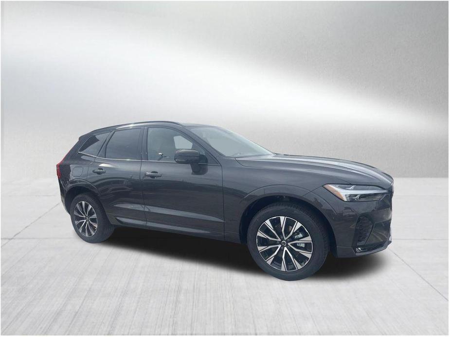 new 2024 Volvo XC60 car, priced at $40,445